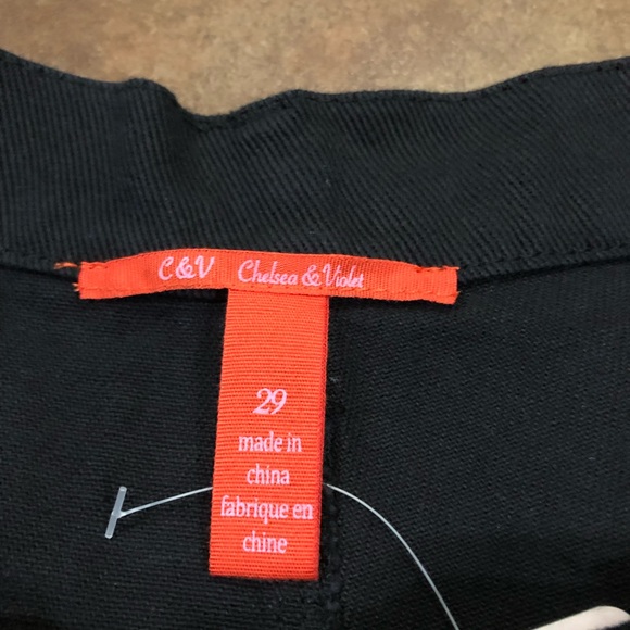 Chelsea & Violet Jean Shorts - Picture 4 of 7